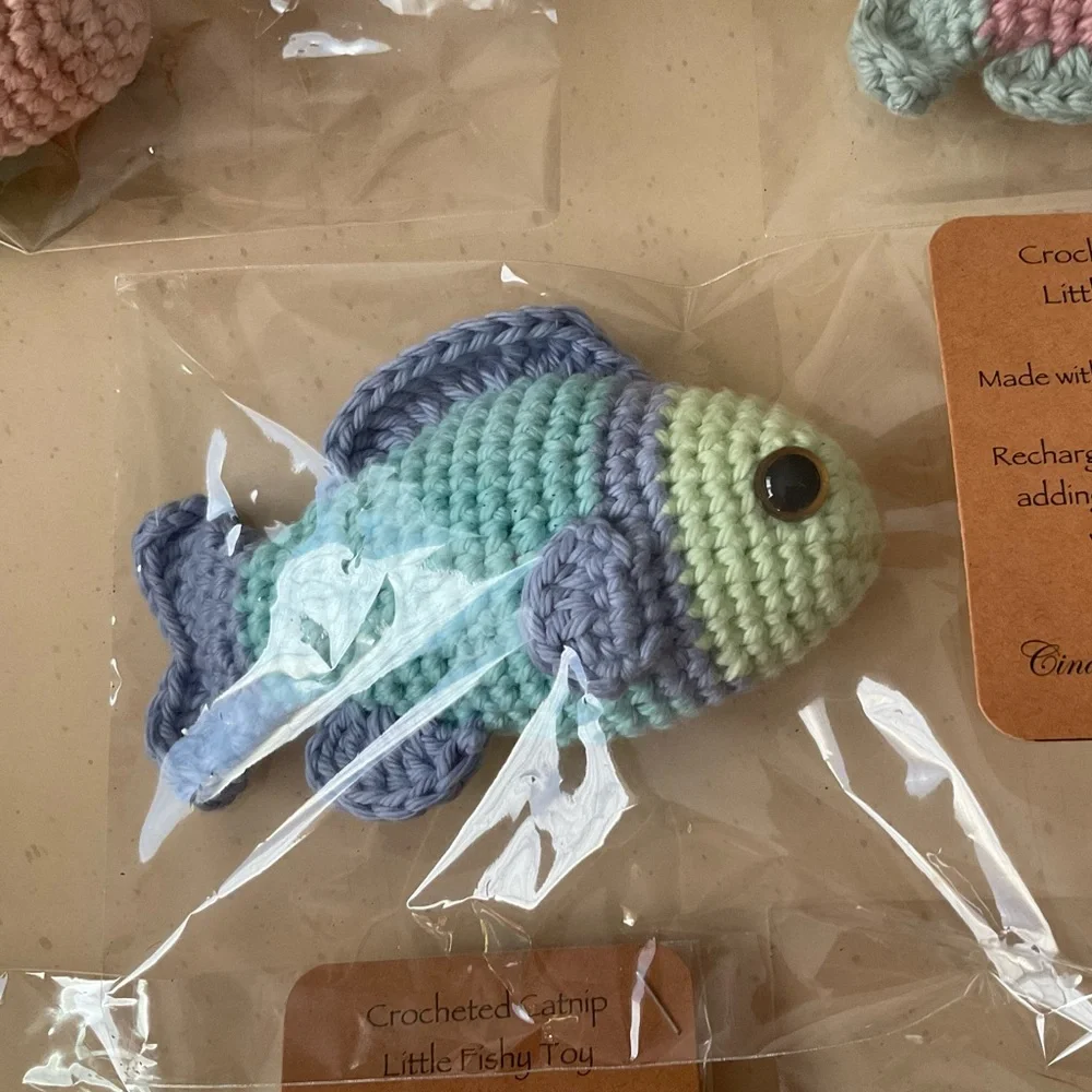 Hand Crocheted Kitty Cat Catnip Filled Fish Toy 🐟 🐠